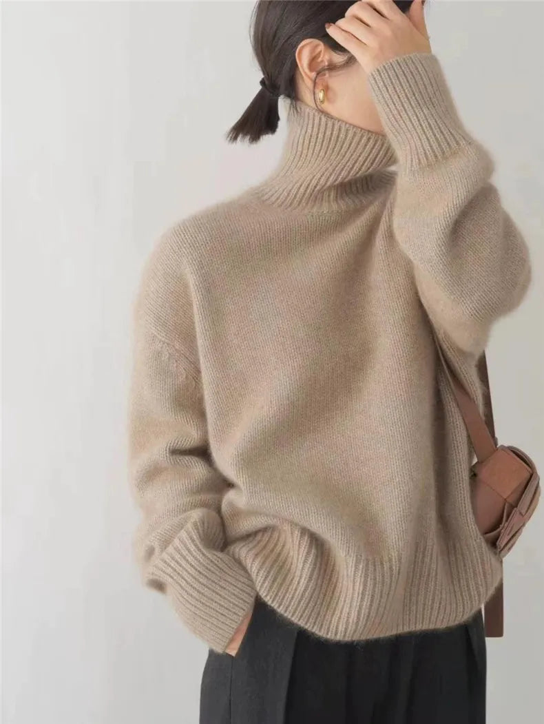 Lola | Cashmere Turtleneck Sweater