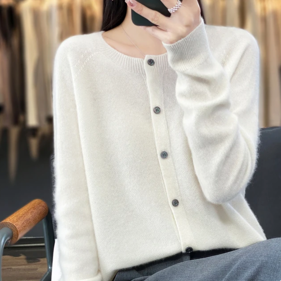 Annika™ | Cozy Wool Cardigan