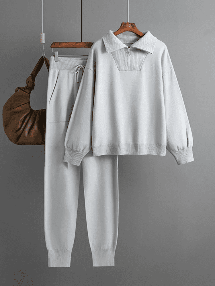 April - Sweatsuit Set